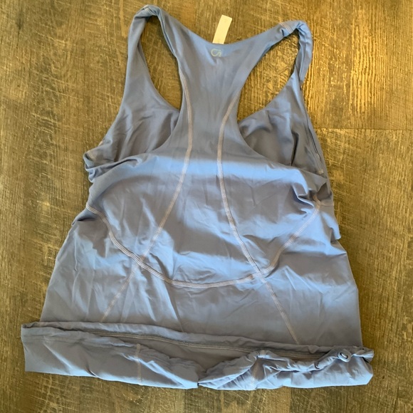 🏋️‍♀️Gap Adjustable Workout Top Size S - Picture 3 of 4